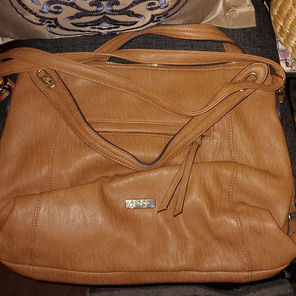 Jessica Simpson Tote - Picture 2 of 4